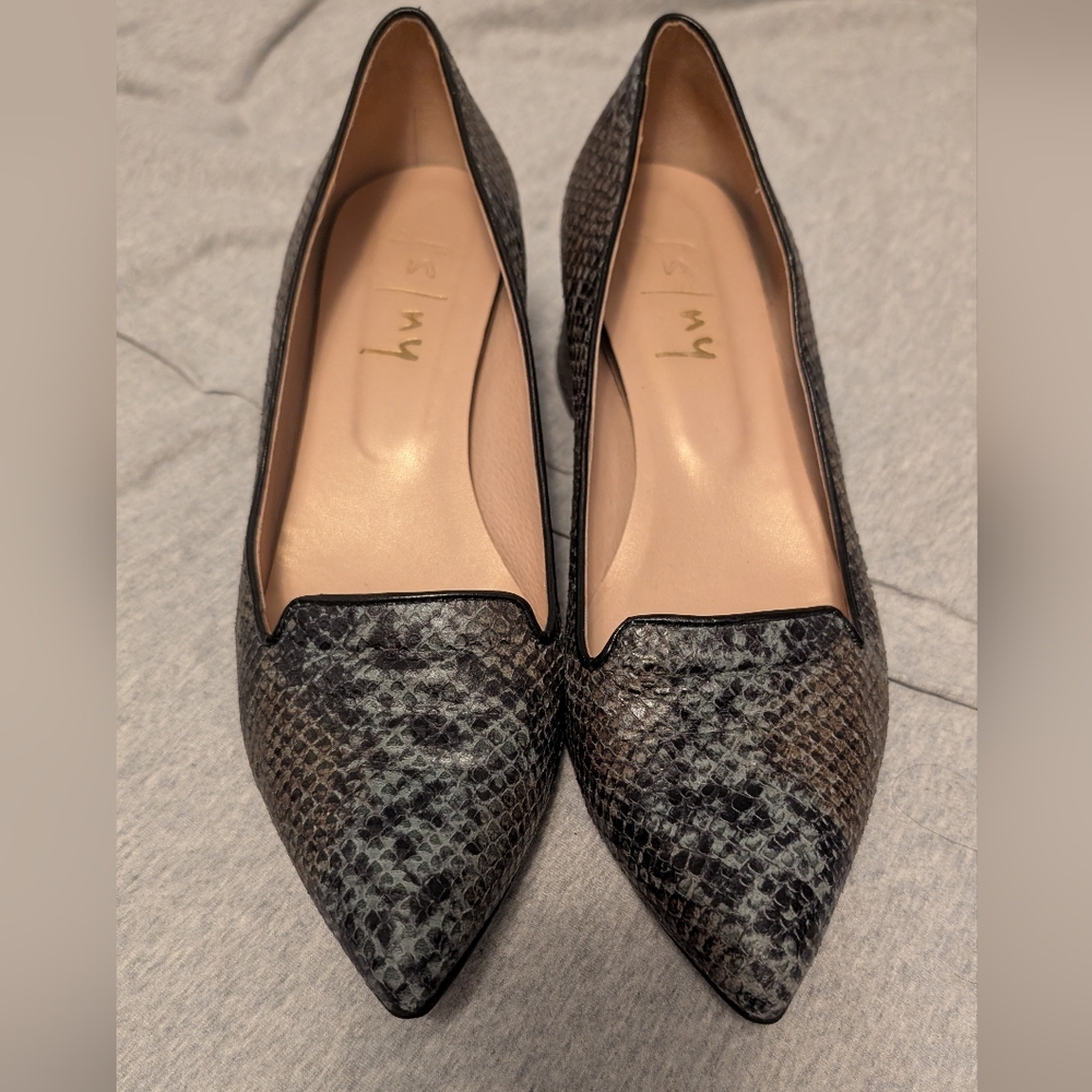 Elegant Black and Gray Snakeskin Women's Shoes Size 8